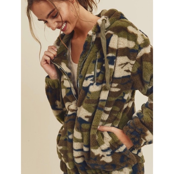 SOLD OUT - Picture 2 of 9